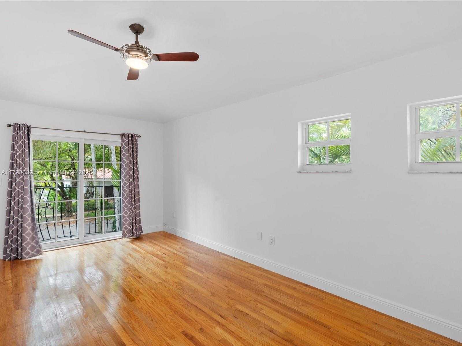 Small Image of 1125 ASTURIA AVE, Coral Gables Number 12