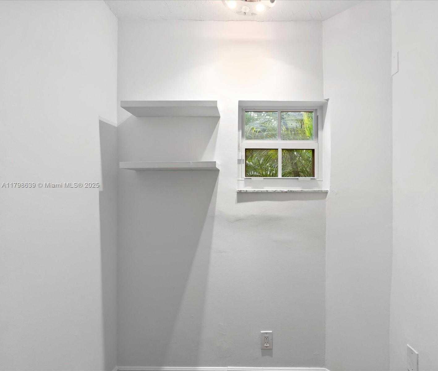 Small Image of 1125 ASTURIA AVE, Coral Gables Number 25