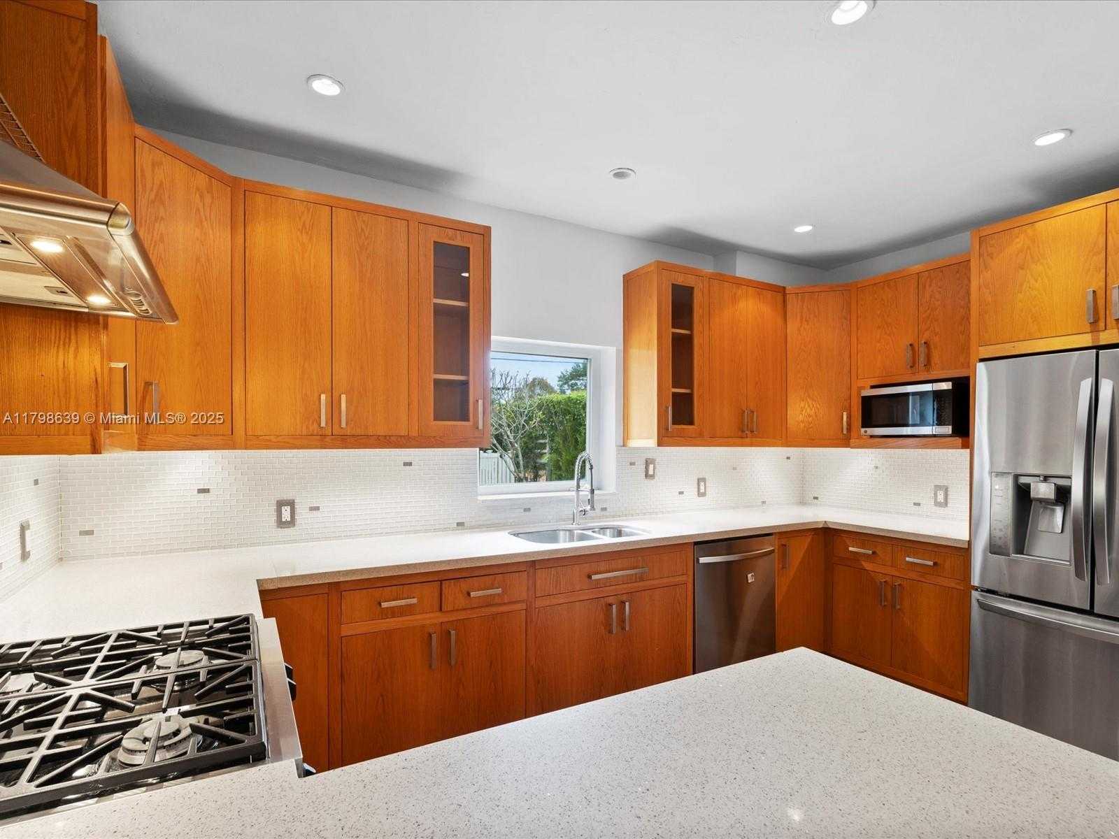 Small Image of 1125 ASTURIA AVE, Coral Gables Number 27