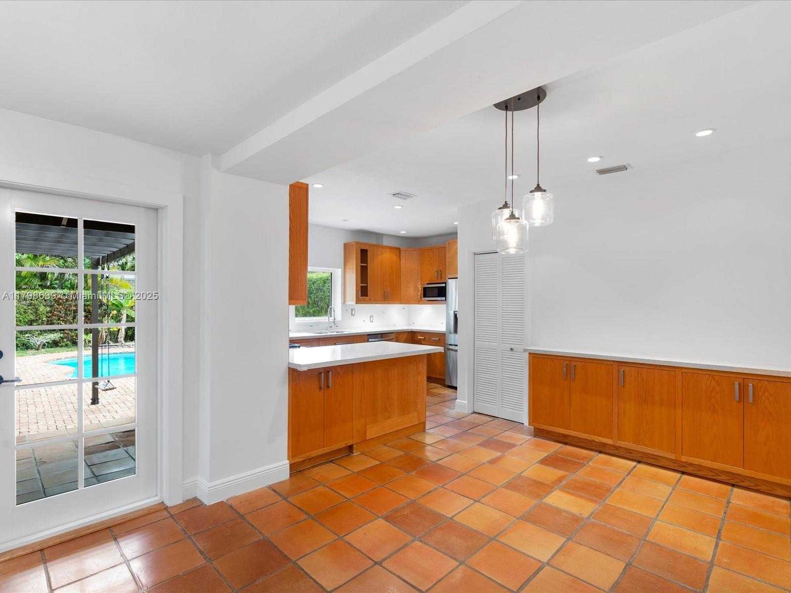 Small Image of 1125 ASTURIA AVE, Coral Gables Number 31