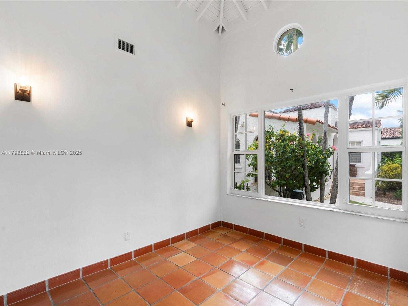 Small Image of 1125 ASTURIA AVE, Coral Gables Number 39