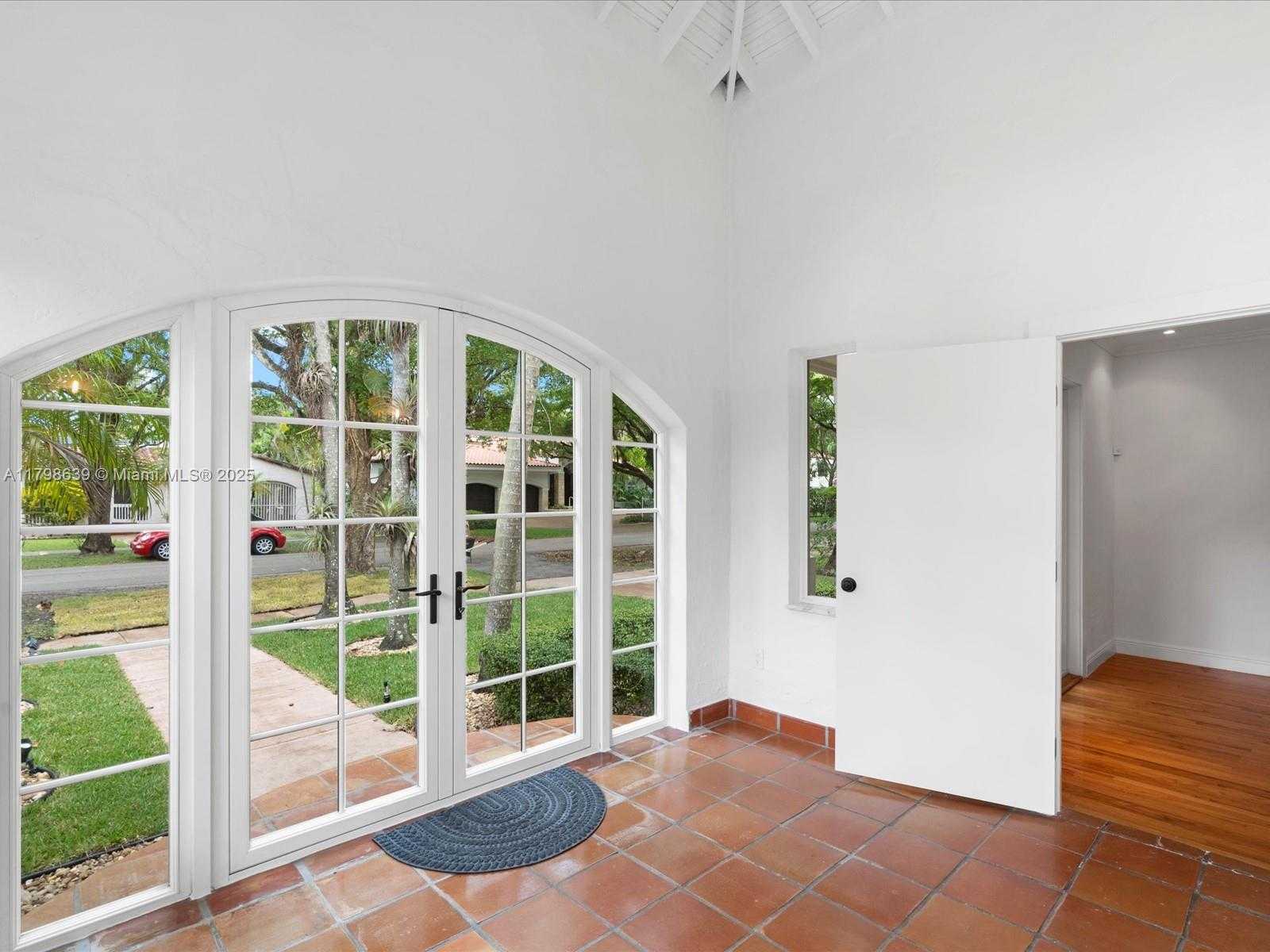Small Image of 1125 ASTURIA AVE, Coral Gables Number 40