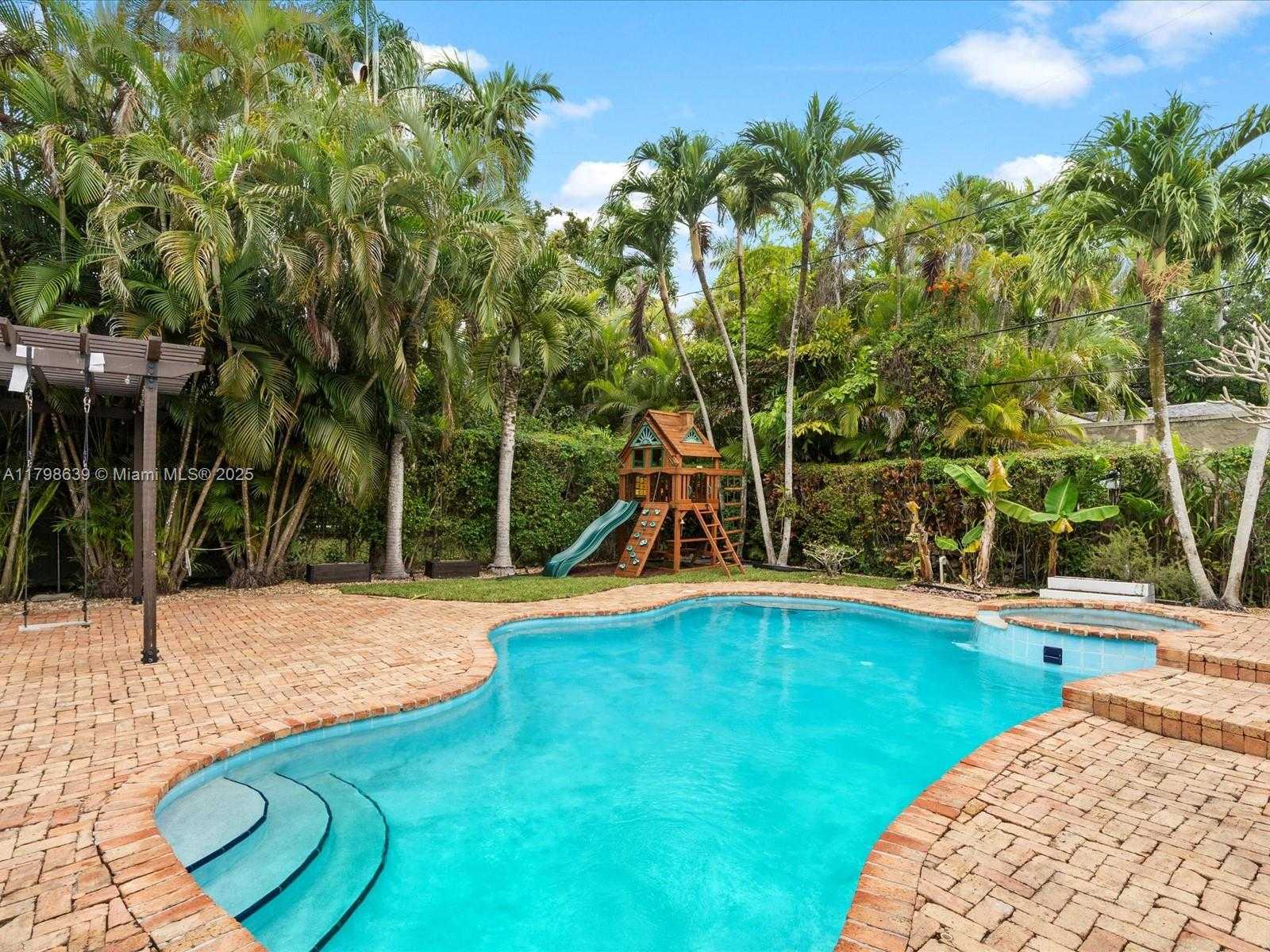 Small Image of 1125 ASTURIA AVE, Coral Gables Number 52