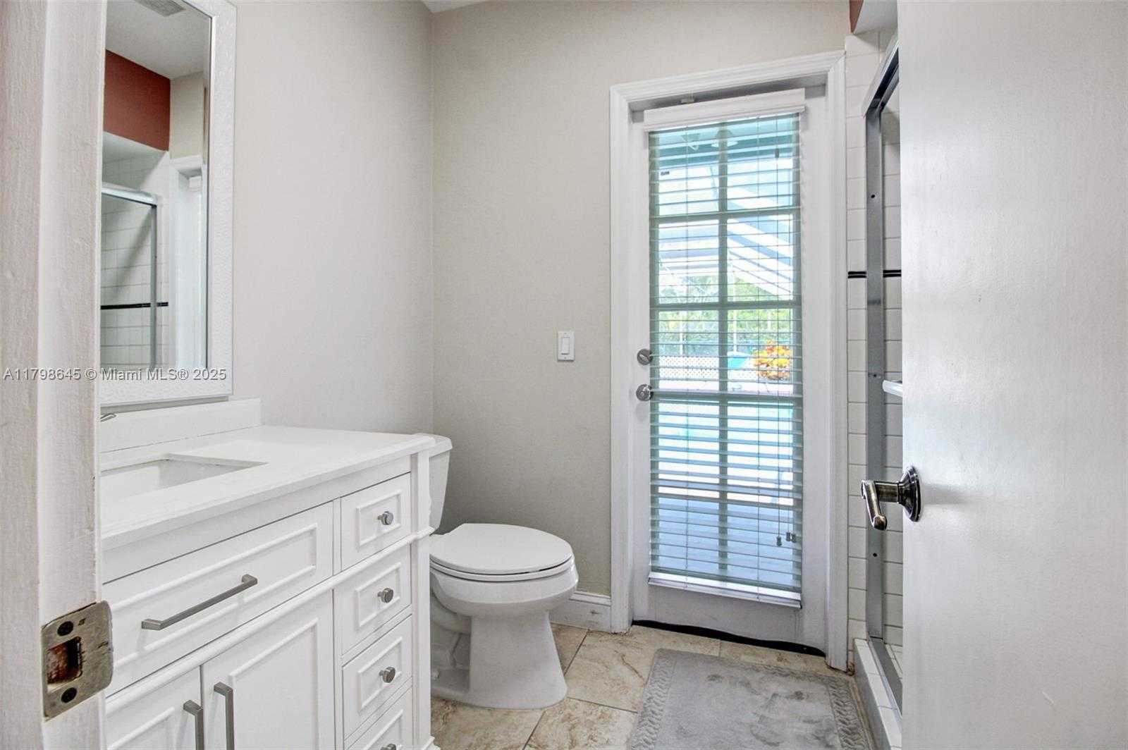 Small Image of 7700 SOUTH WEST 168TH TER, Palmetto Bay Number 16