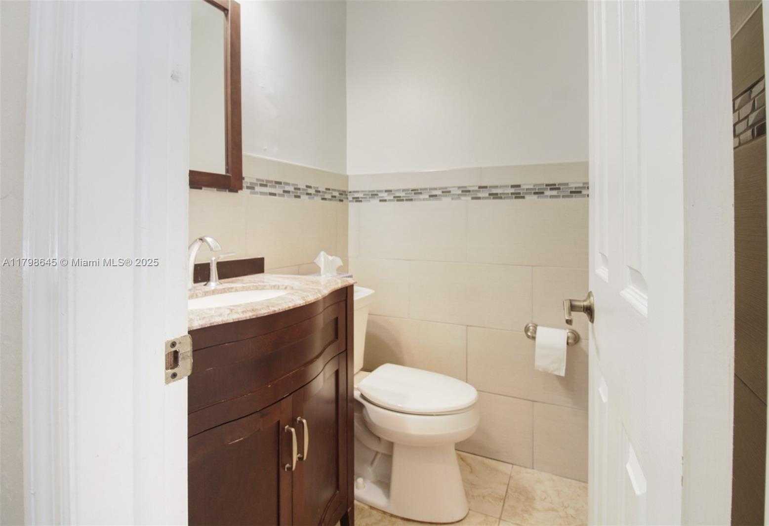 Small Image of 7700 SOUTH WEST 168TH TER, Palmetto Bay Number 21