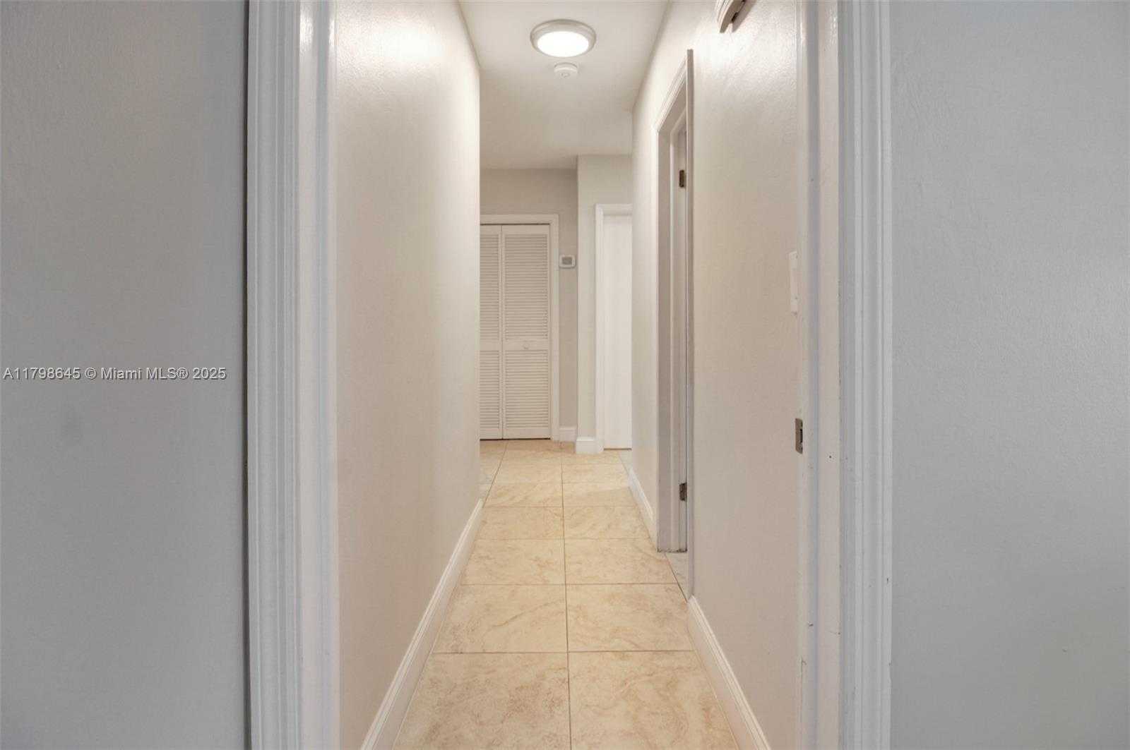 Small Image of 7700 SOUTH WEST 168TH TER, Palmetto Bay Number 7