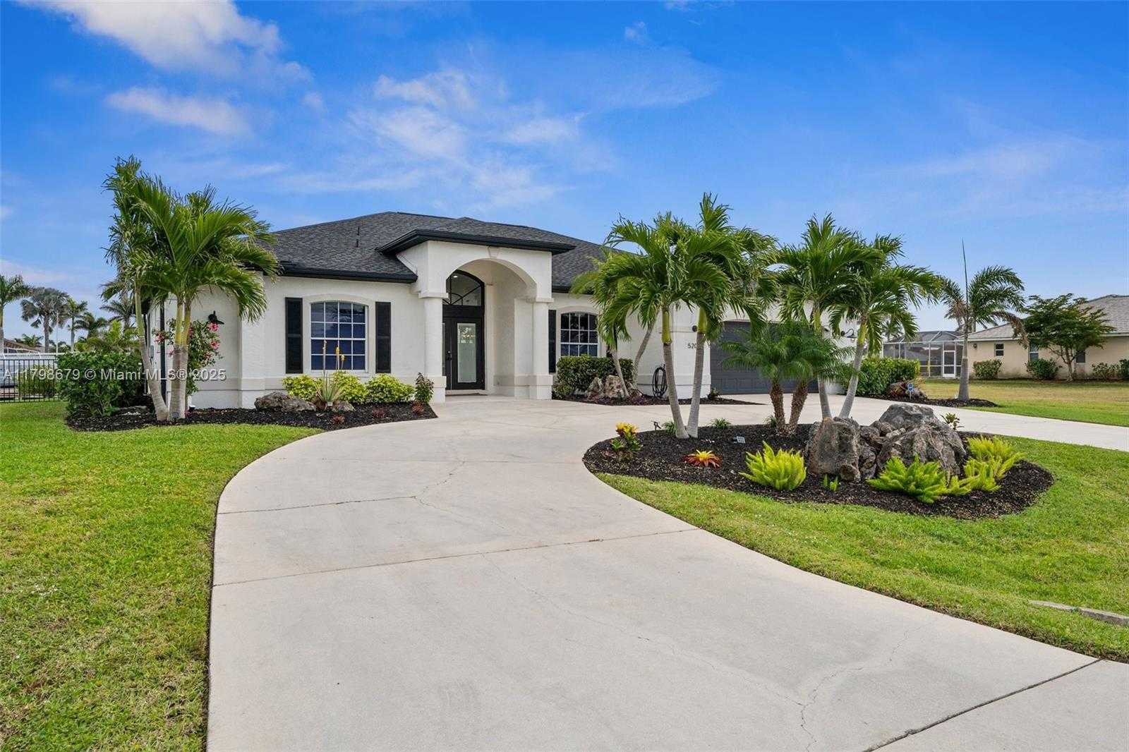 Small Image of 5207 SW 20TH PL, Cape Coral Number 1