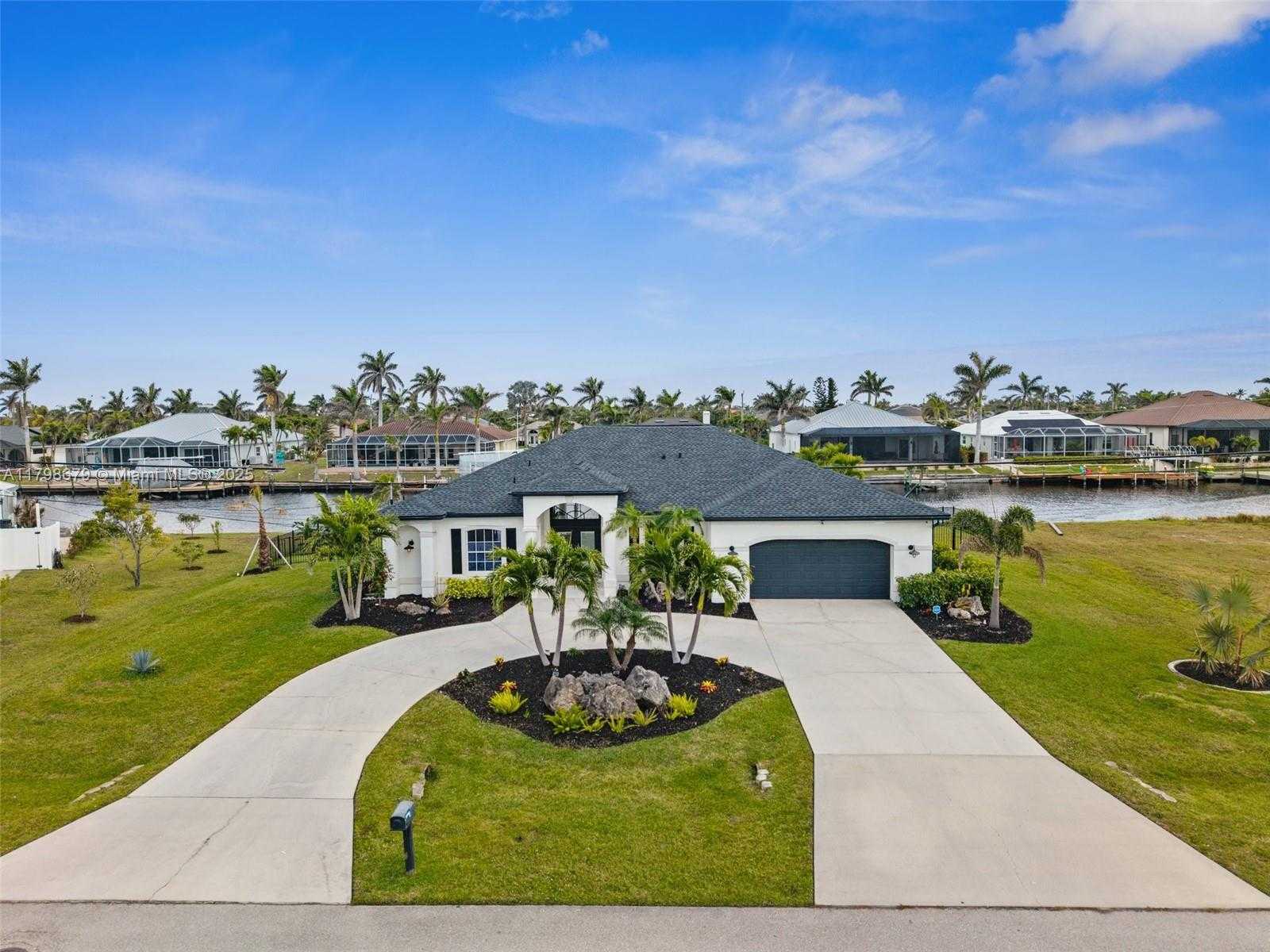 Small Image of 5207 SW 20TH PL, Cape Coral Number 2