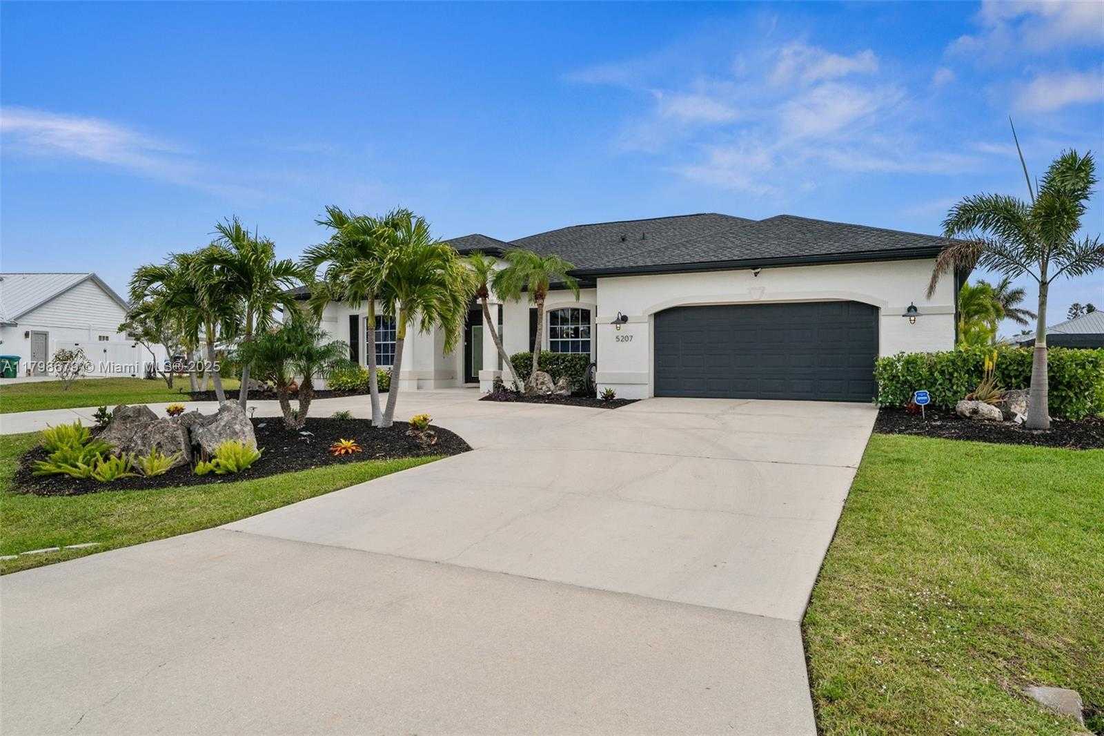 Small Image of 5207 SW 20TH PL, Cape Coral Number 3