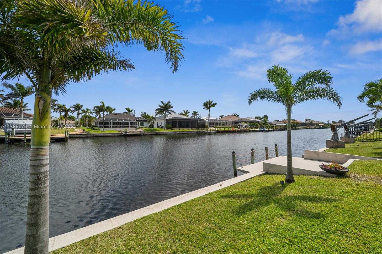 Small Image of 5207 SW 20TH PL, Cape Coral Number 37