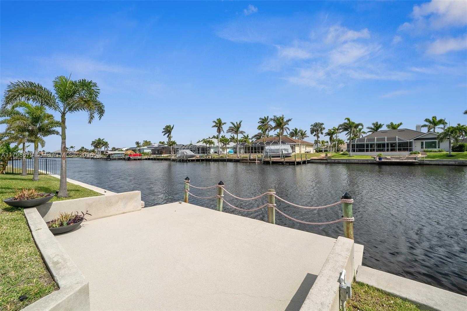 Small Image of 5207 SW 20TH PL, Cape Coral Number 38