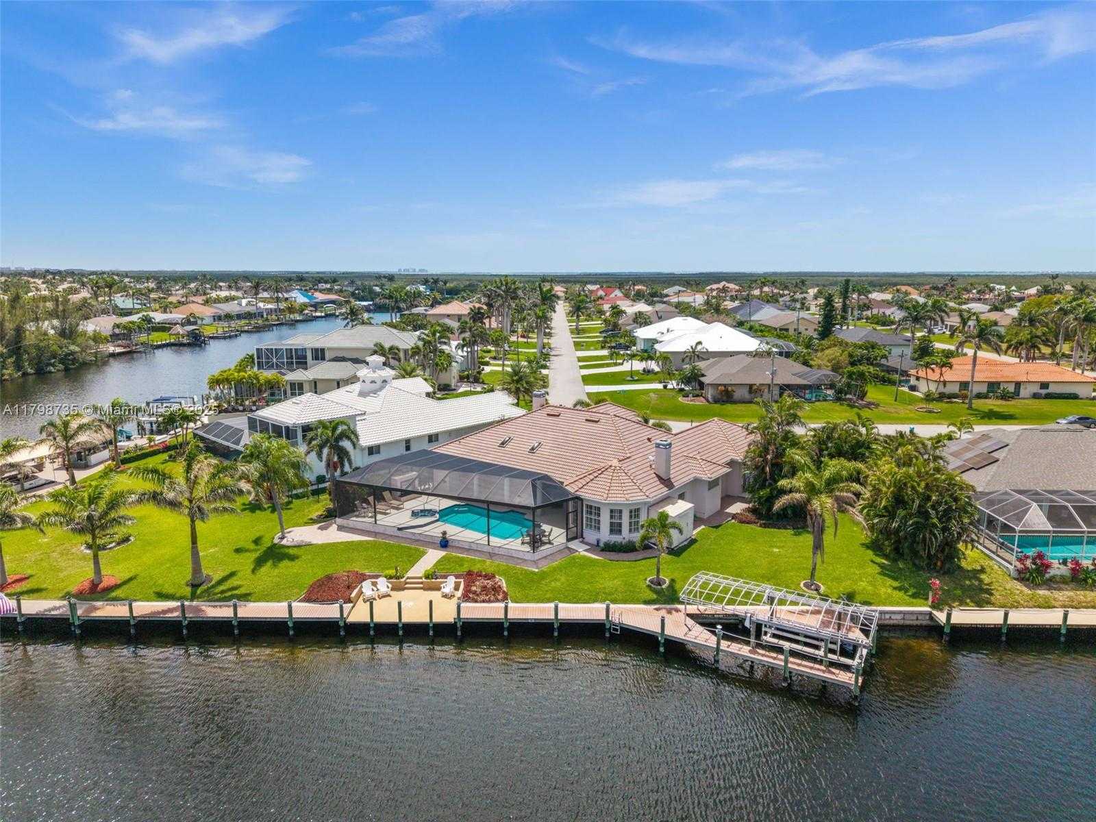 Small Image of 2501 SW 53RD TER, Cape Coral Number 3