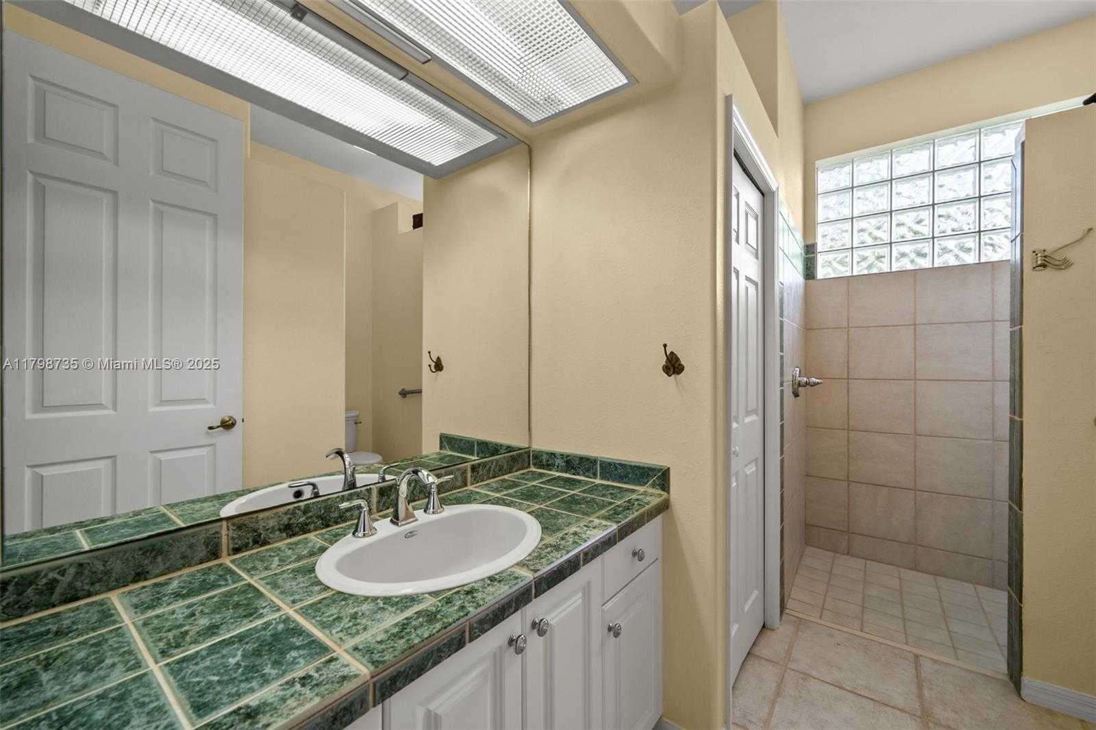Small Image of 2501 SW 53RD TER, Cape Coral Number 31