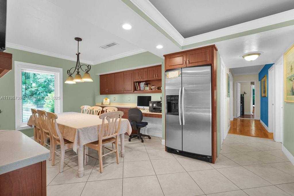 Small Image of 6551 SOUTH WEST 126TH ST, Pinecrest Number 18