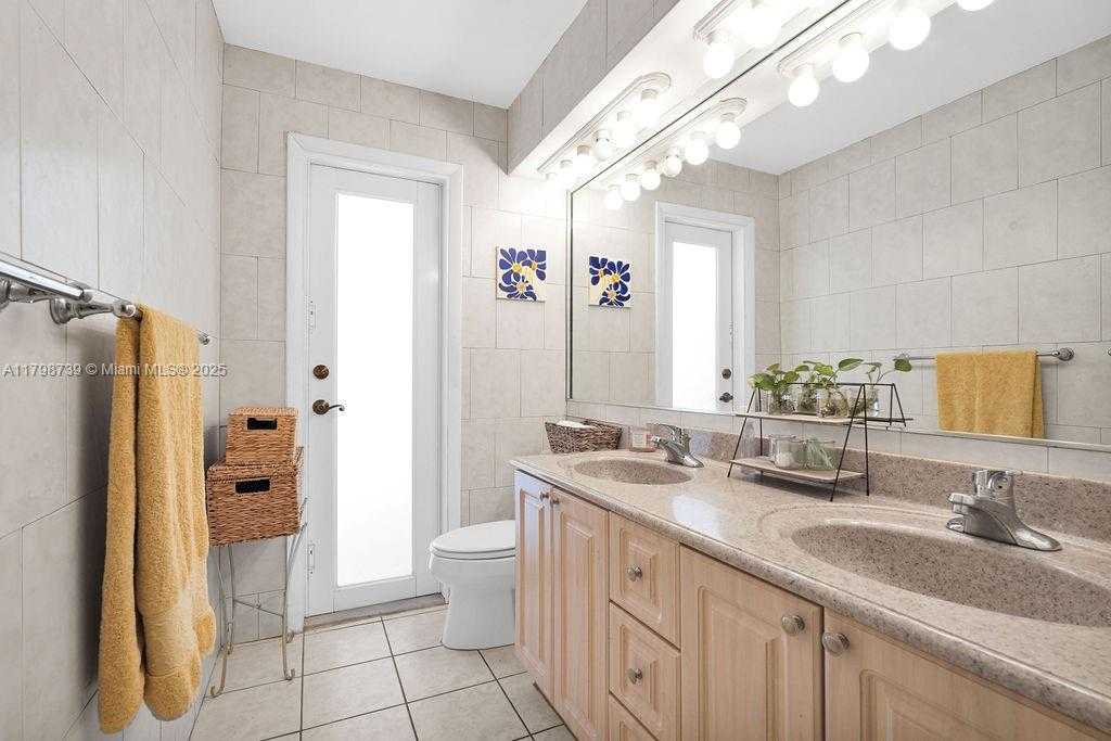 Small Image of 6551 SOUTH WEST 126TH ST, Pinecrest Number 22