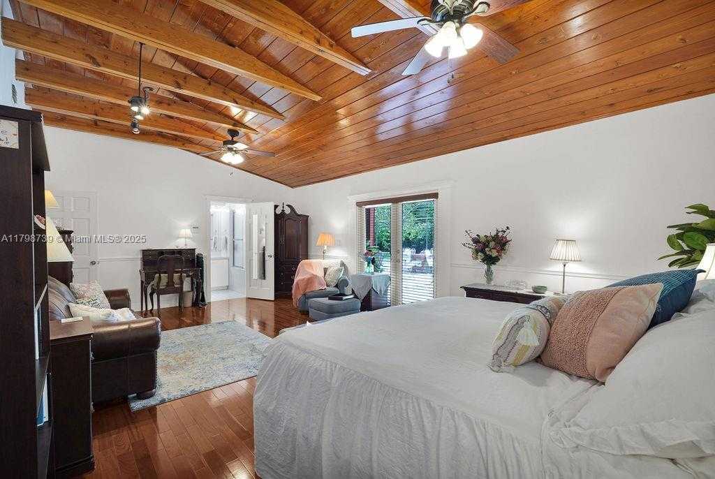 Small Image of 6551 SOUTH WEST 126TH ST, Pinecrest Number 24