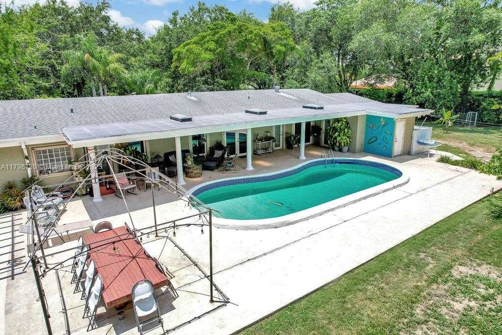 Small Image of 6551 SOUTH WEST 126TH ST, Pinecrest Number 38