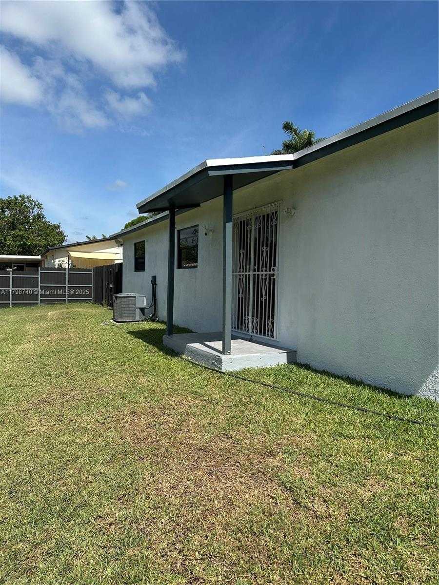 Small Image of 14380 SOUTH WEST 296TH ST, Homestead Number 16