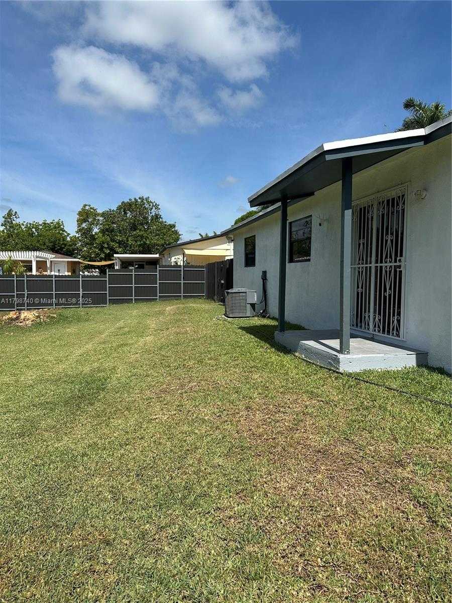 Small Image of 14380 SOUTH WEST 296TH ST, Homestead Number 17
