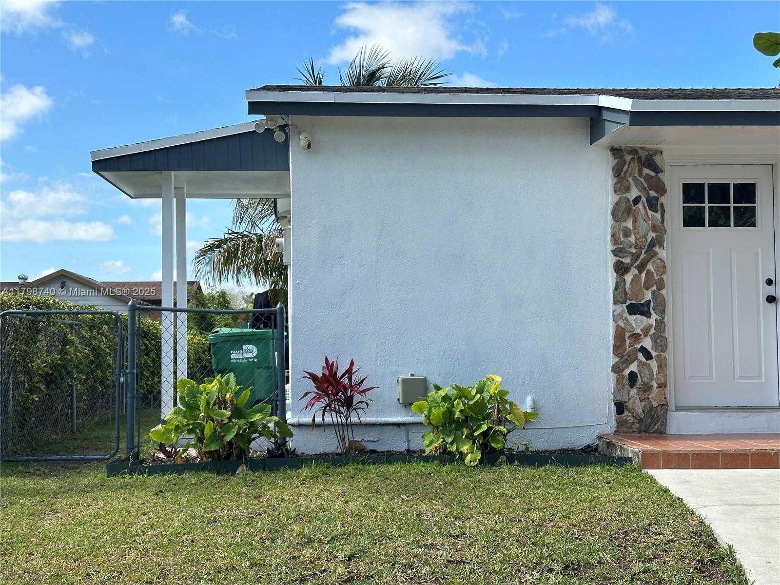 Small Image of 14380 SOUTH WEST 296TH ST, Homestead Number 5