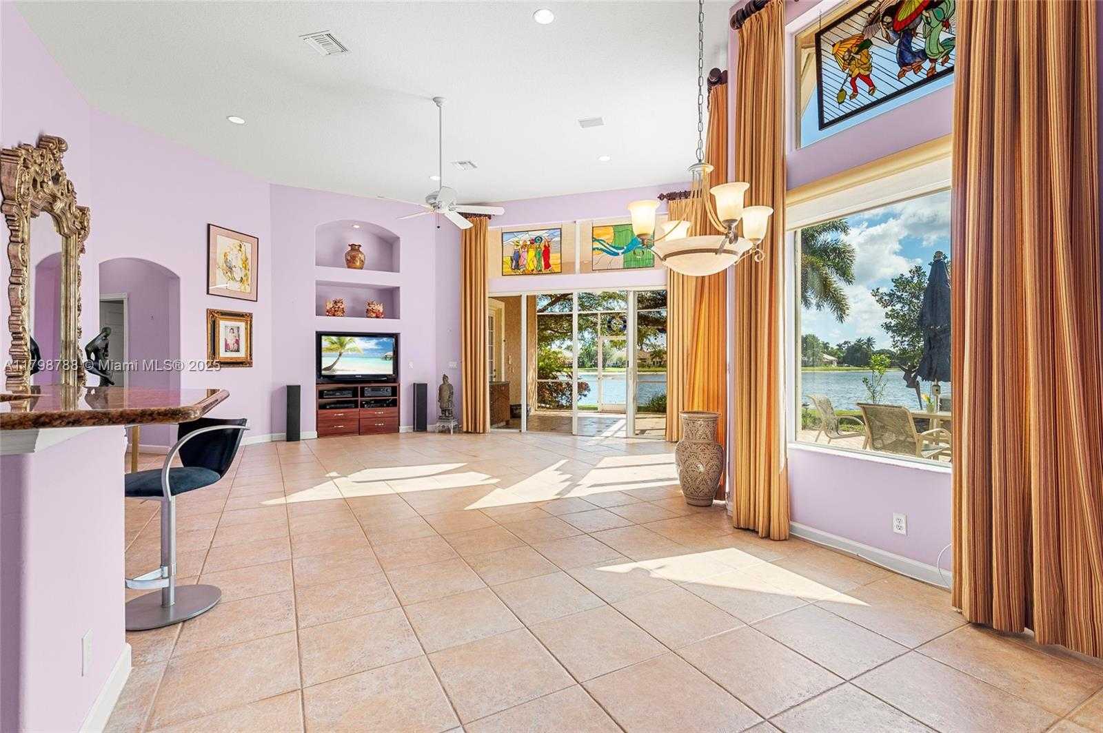 Small Image of 8100 MUIRHEAD CIR, Boynton Beach Number 21