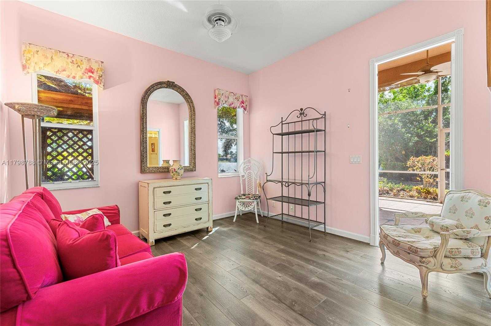 Small Image of 8100 MUIRHEAD CIR, Boynton Beach Number 24
