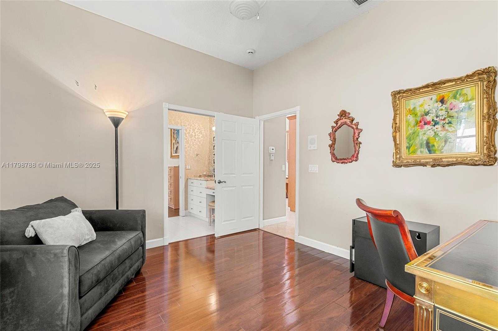 Small Image of 8100 MUIRHEAD CIR, Boynton Beach Number 30