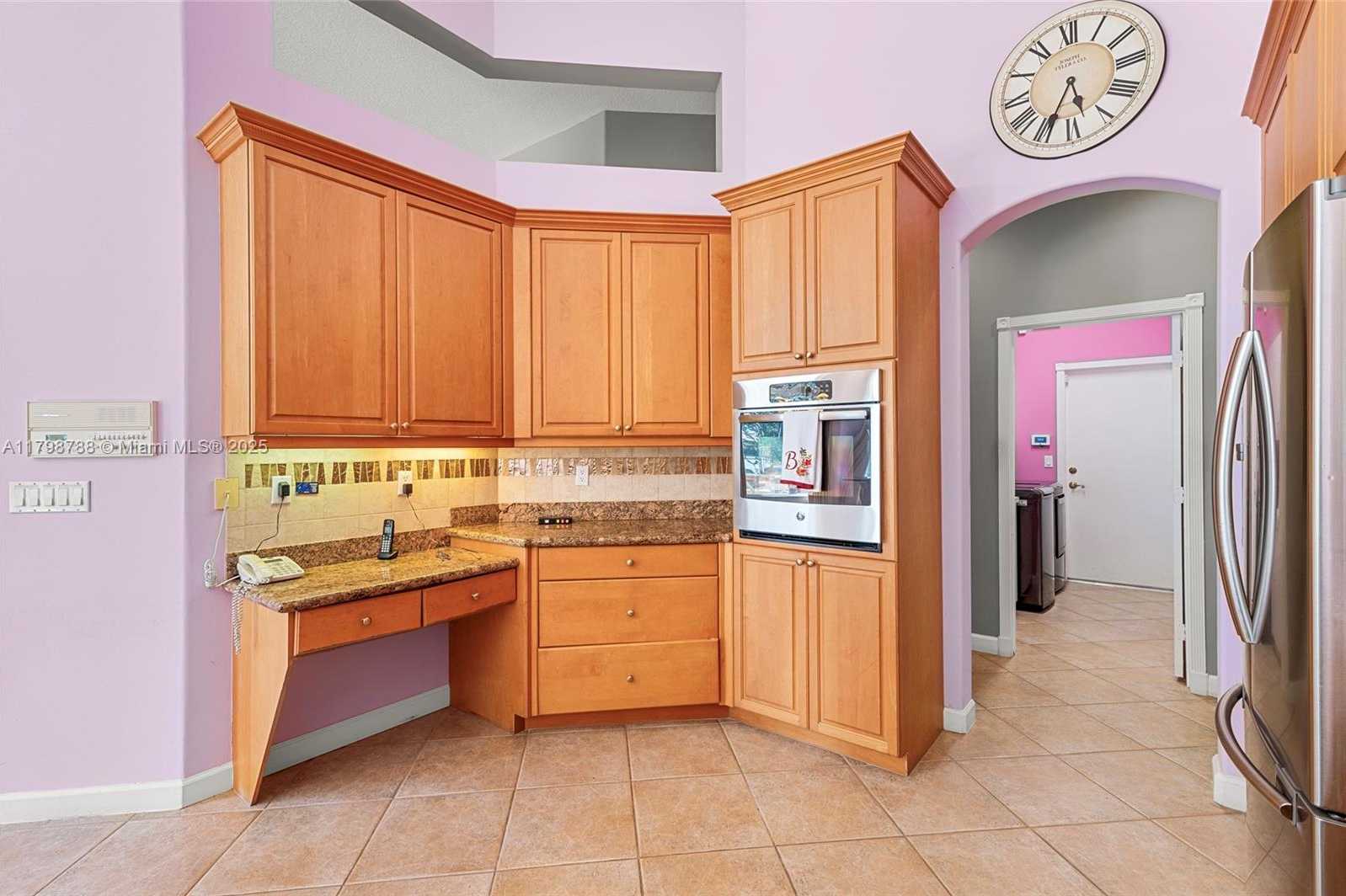 Small Image of 8100 MUIRHEAD CIR, Boynton Beach Number 34