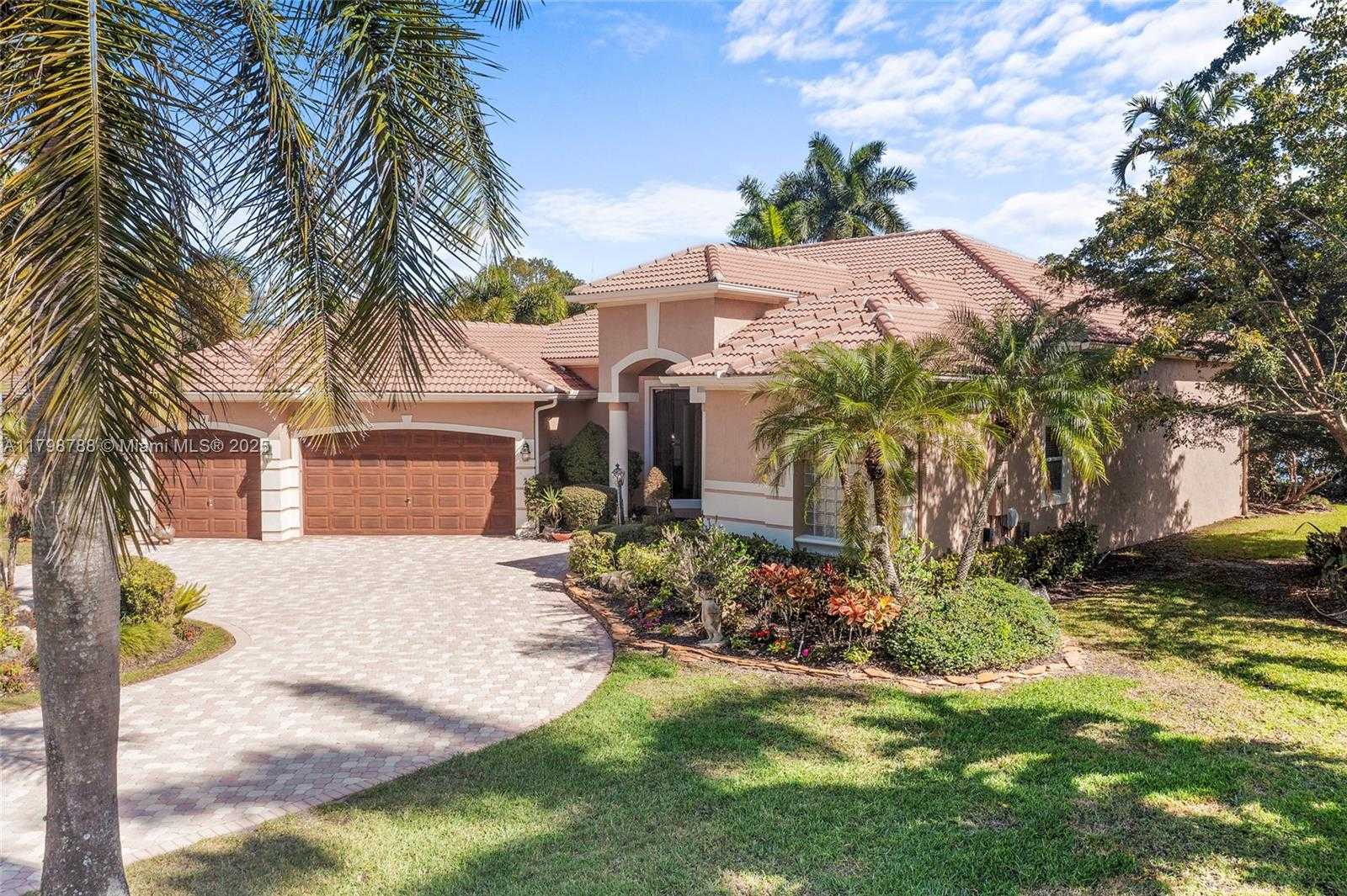 Small Image of 8100 MUIRHEAD CIR, Boynton Beach Number 5