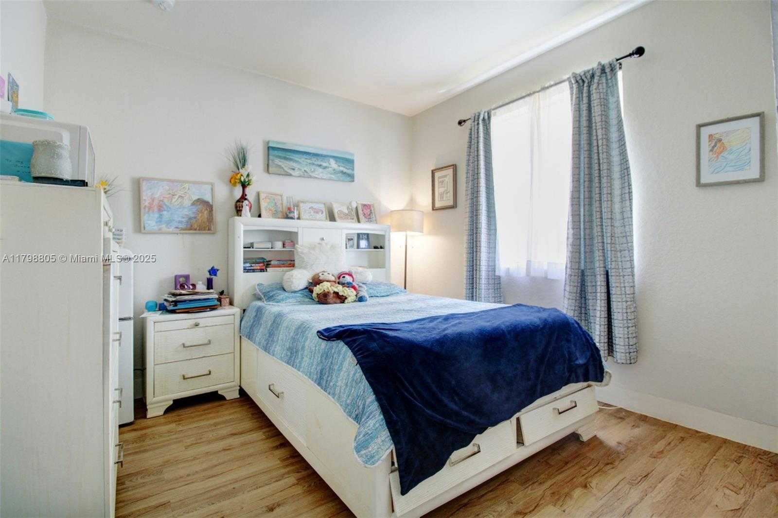 Small Image of 1156 NORTH EAST 37TH PL, Homestead Number 12