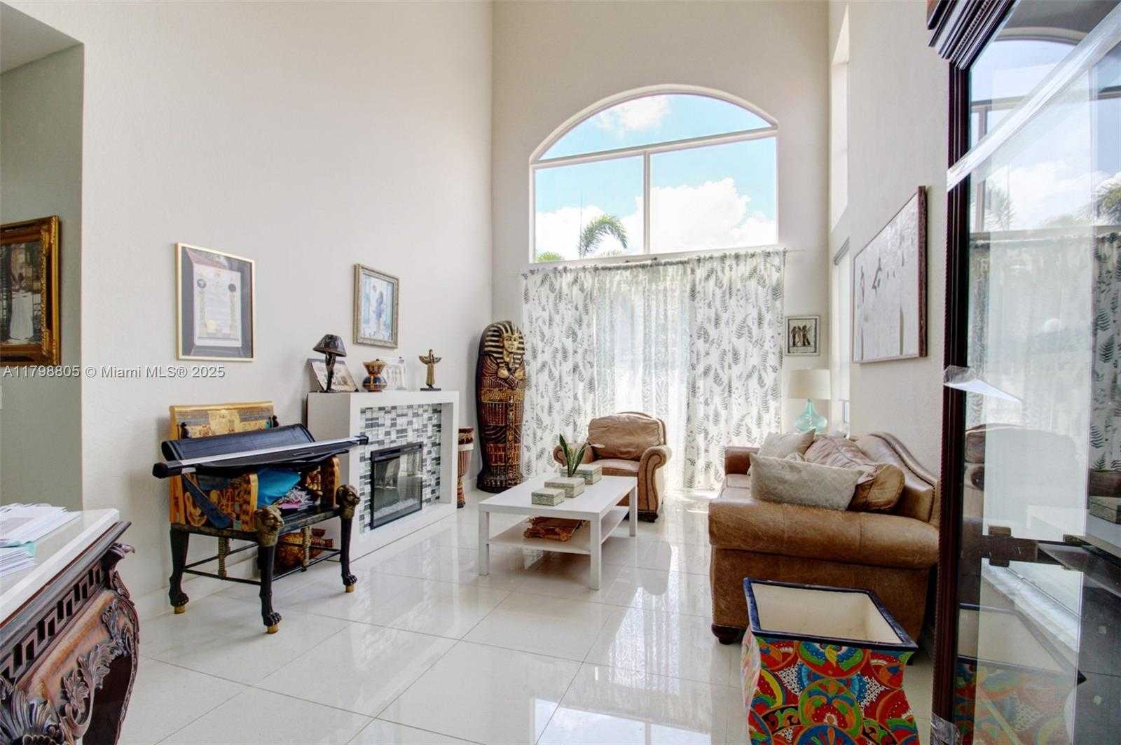 Small Image of 1156 NORTH EAST 37TH PL, Homestead Number 4