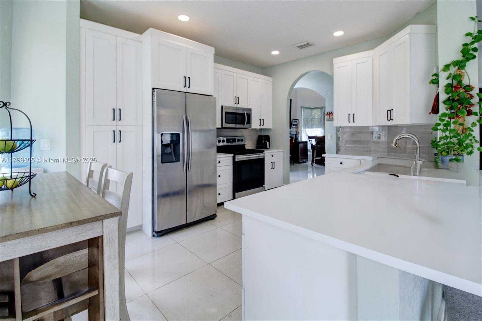 Small Image of 1156 NORTH EAST 37TH PL, Homestead Number 7