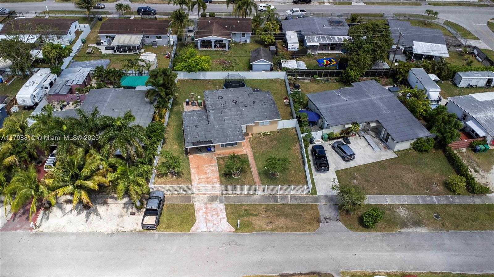 Small Image of 28541 SOUTH WEST 144TH CT, Homestead Number 12