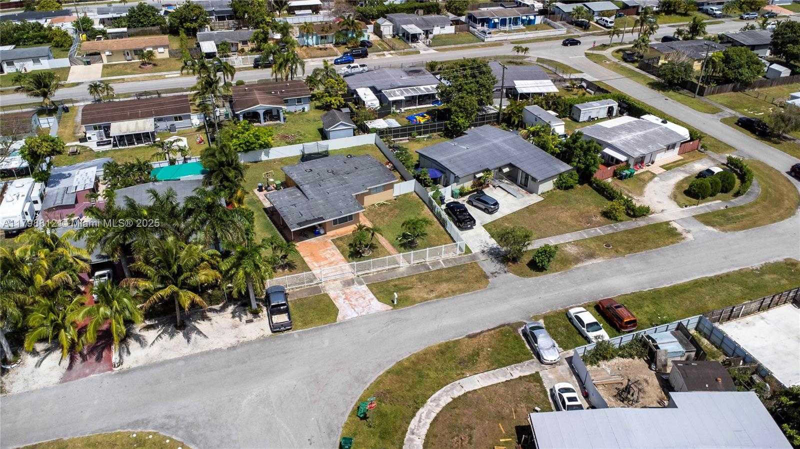 Small Image of 28541 SOUTH WEST 144TH CT, Homestead Number 17