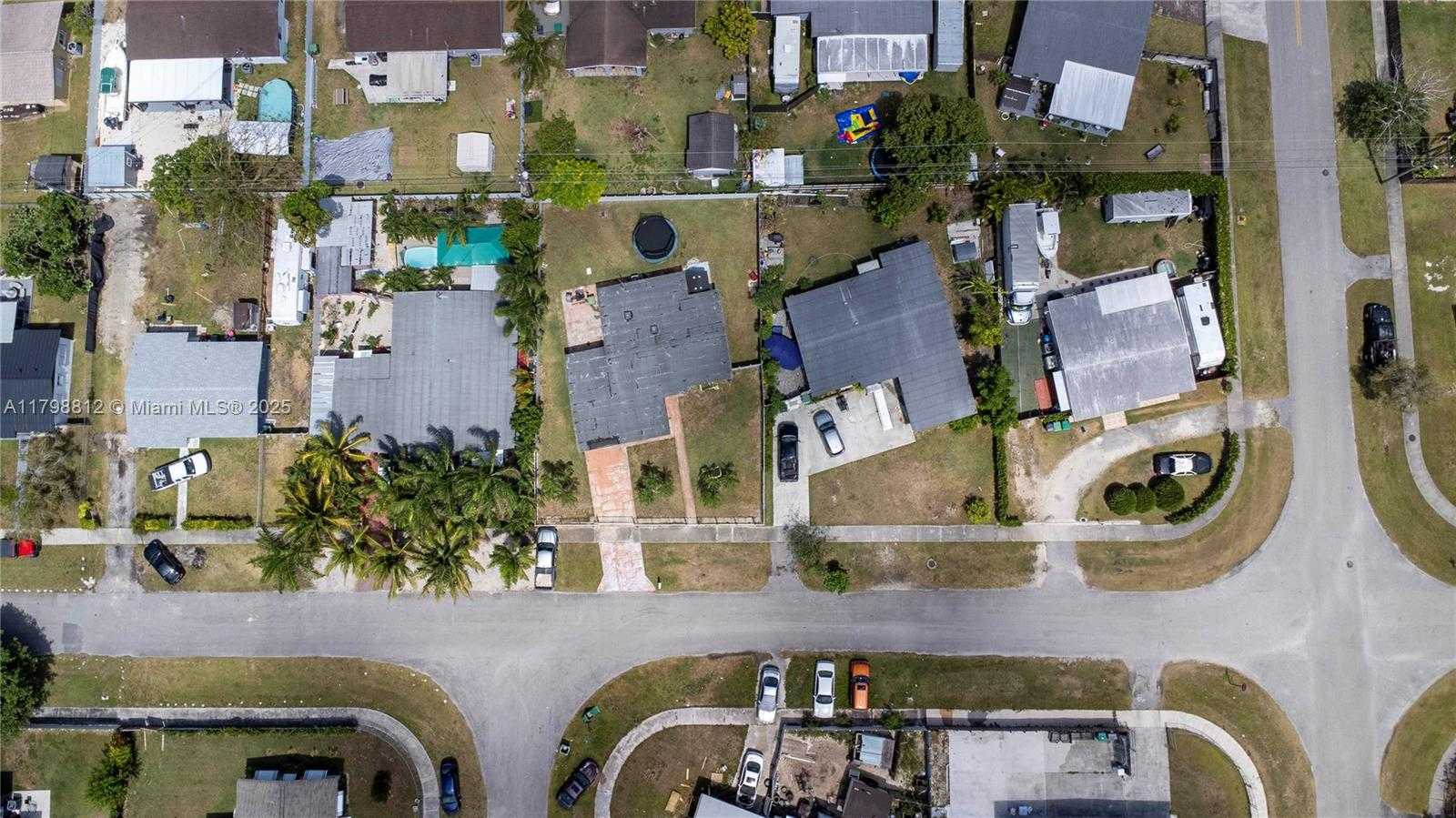 Small Image of 28541 SOUTH WEST 144TH CT, Homestead Number 18