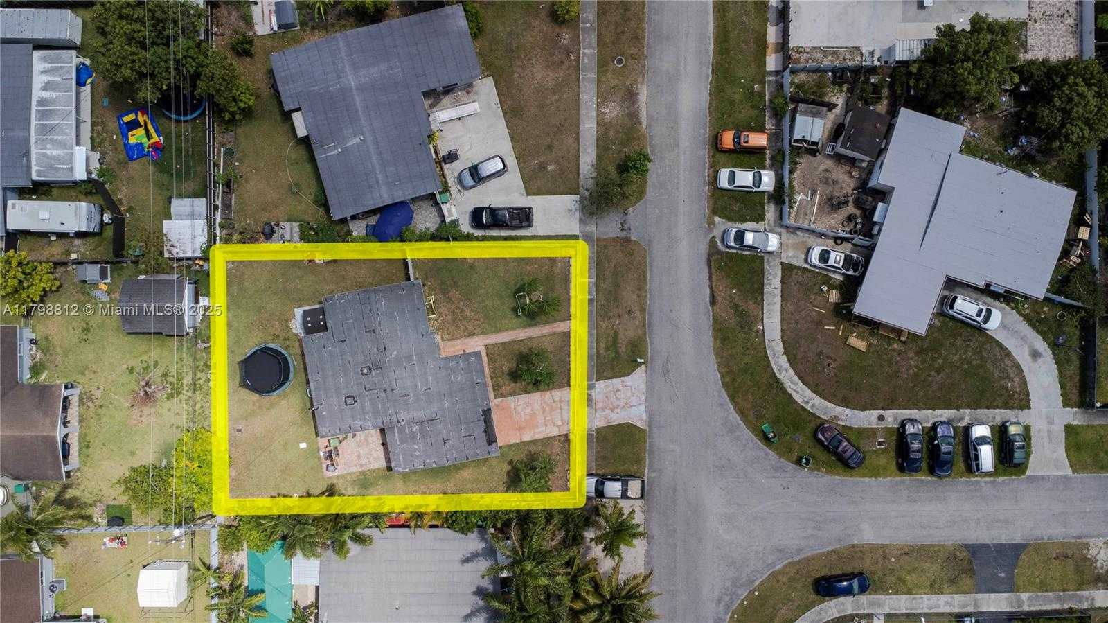 Small Image of 28541 SOUTH WEST 144TH CT, Homestead Number 3
