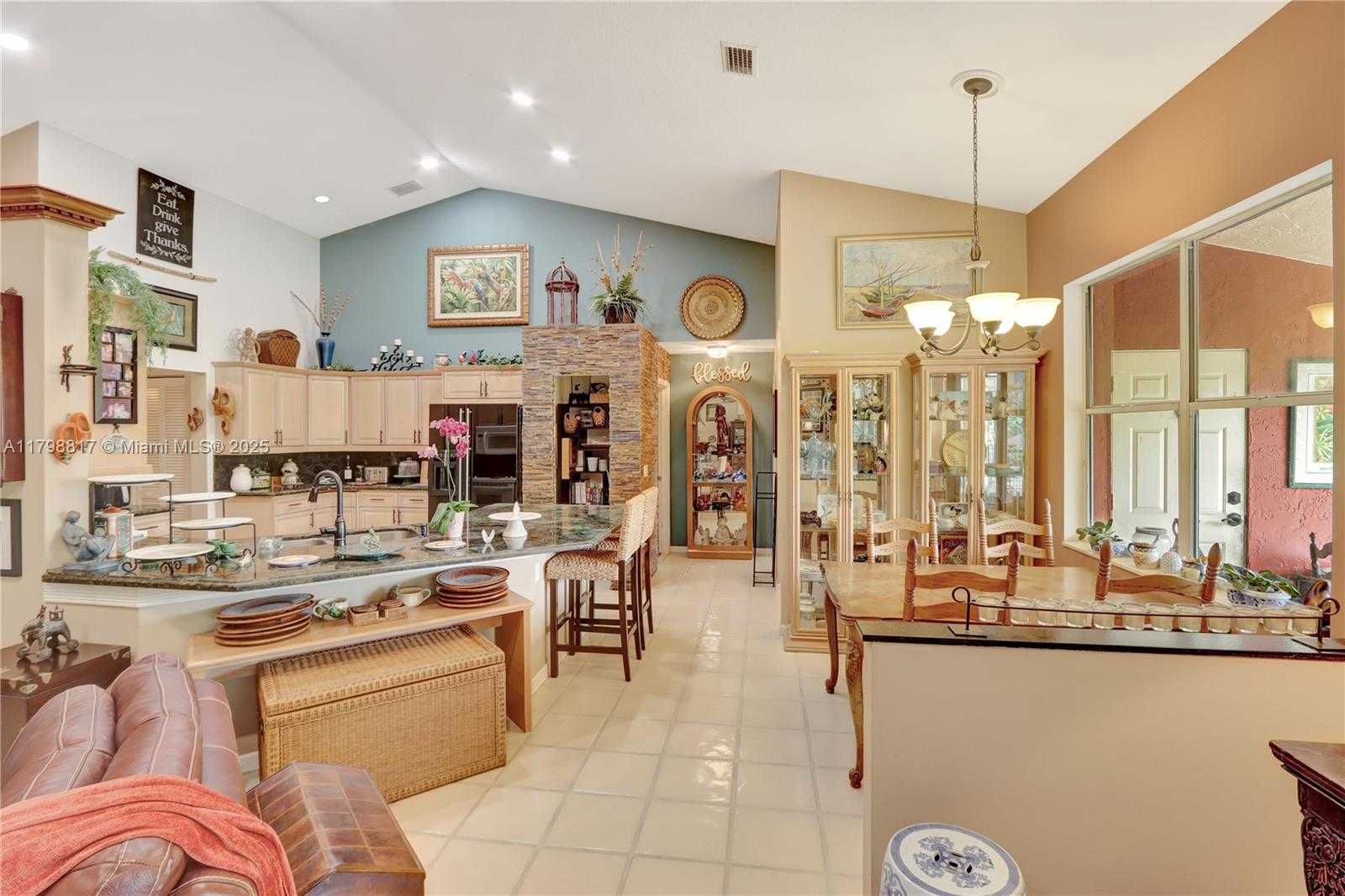 Small Image of 95 EAST WESTWOOD CIR E, West Palm Beach Number 10