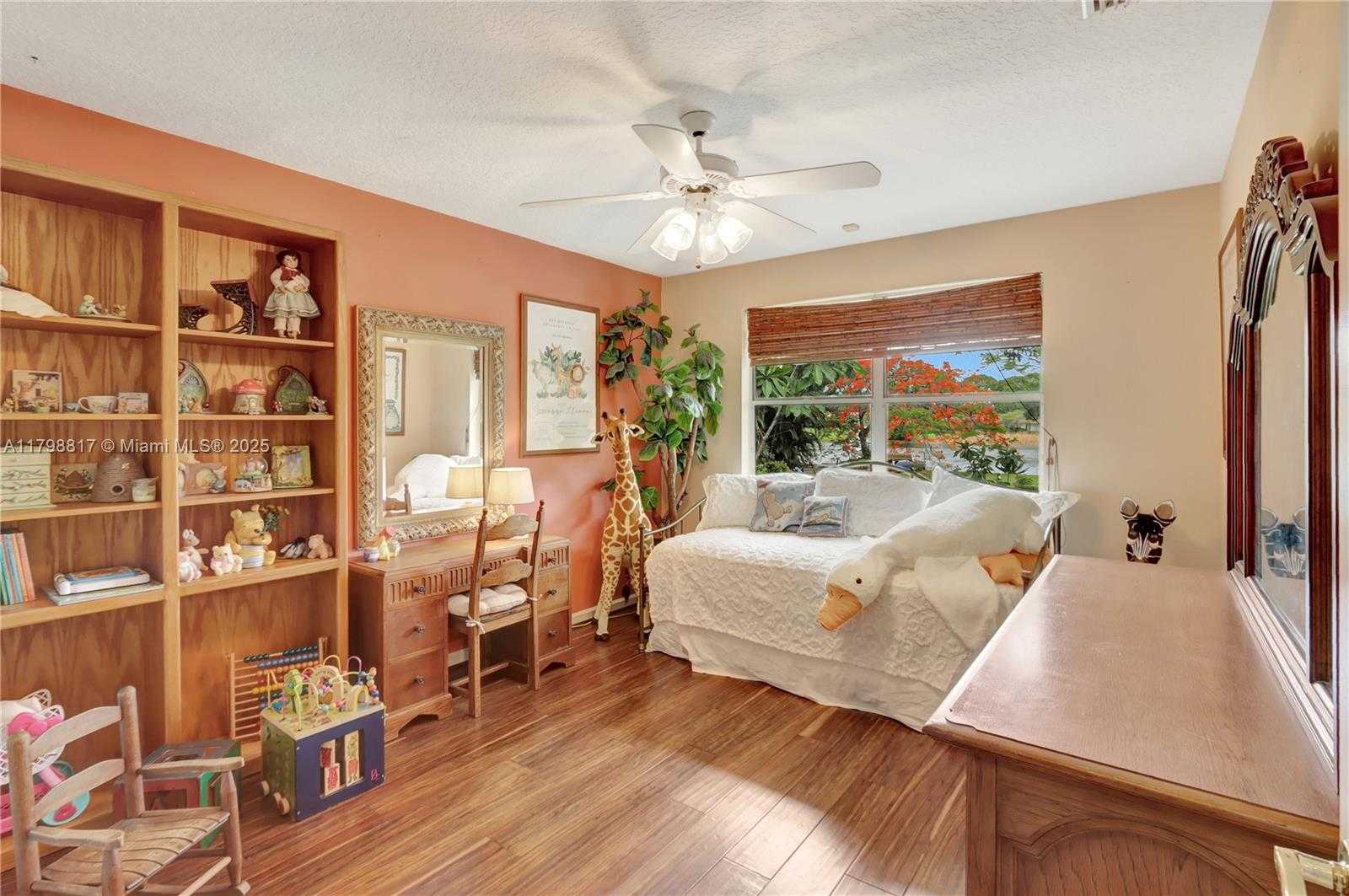 Small Image of 95 EAST WESTWOOD CIR E, West Palm Beach Number 11