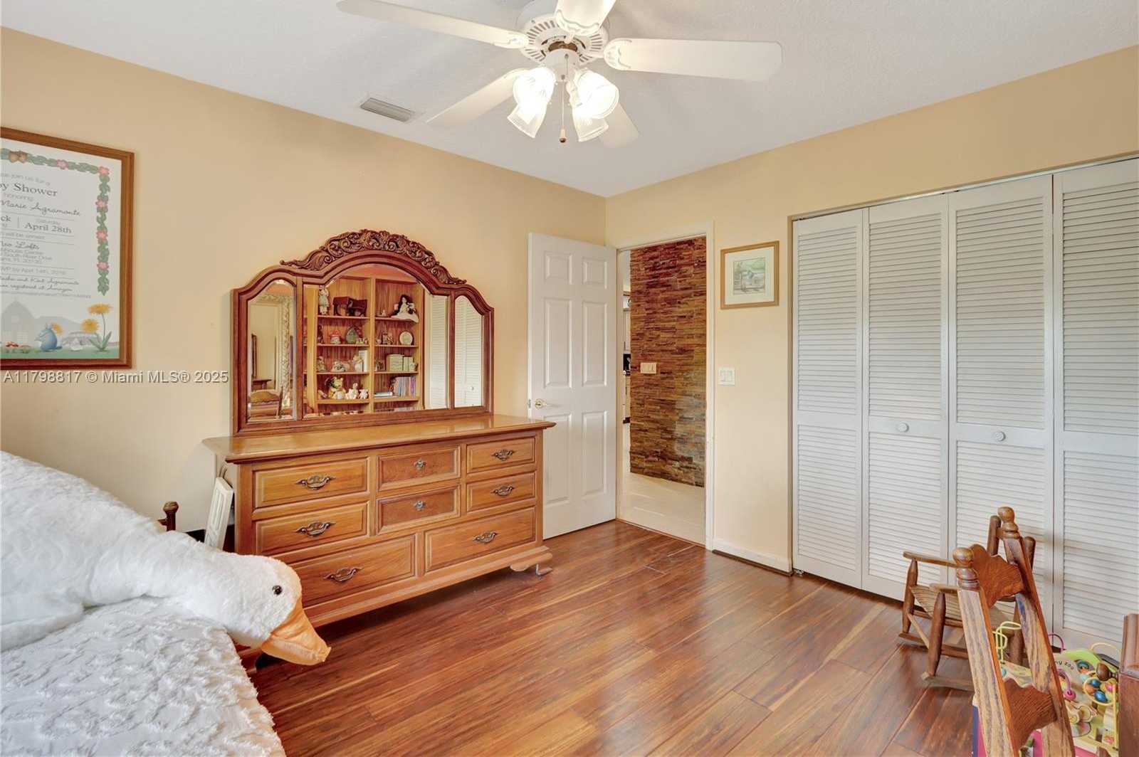 Small Image of 95 EAST WESTWOOD CIR E, West Palm Beach Number 12