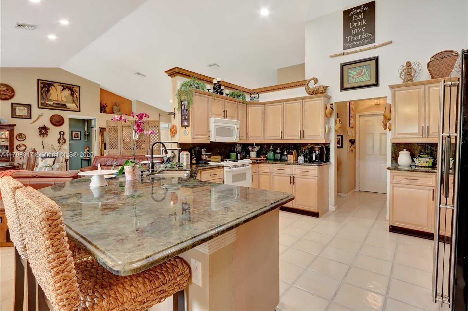 Small Image of 95 EAST WESTWOOD CIR E, West Palm Beach Number 16
