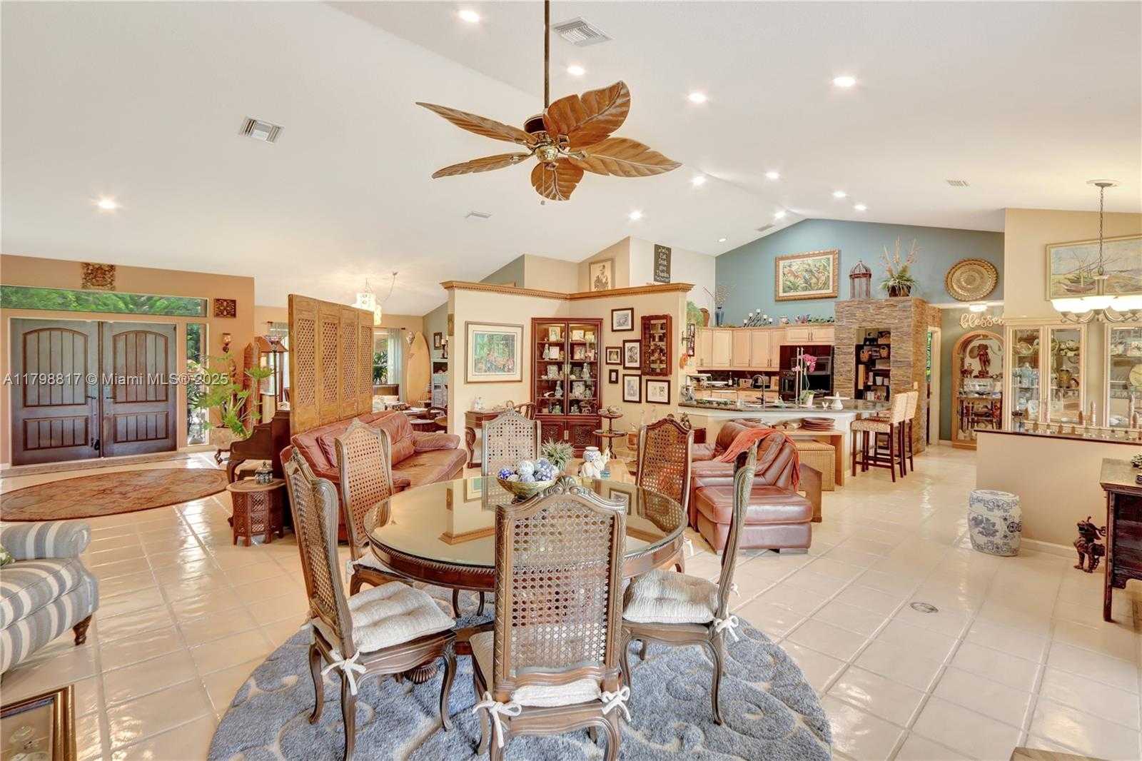 Small Image of 95 EAST WESTWOOD CIR E, West Palm Beach Number 19