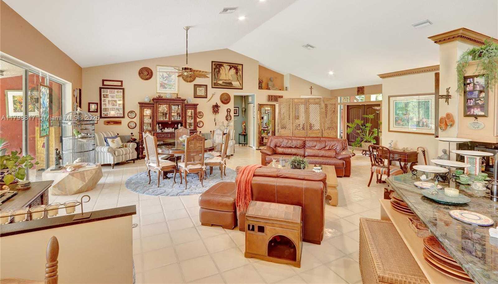 Small Image of 95 EAST WESTWOOD CIR E, West Palm Beach Number 20