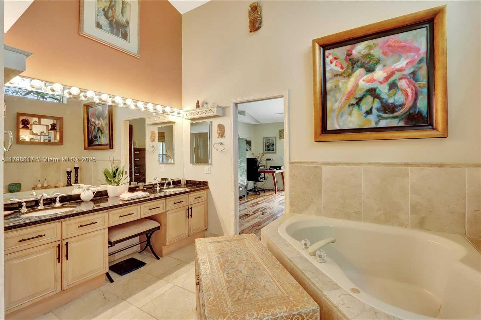 Small Image of 95 EAST WESTWOOD CIR E, West Palm Beach Number 23