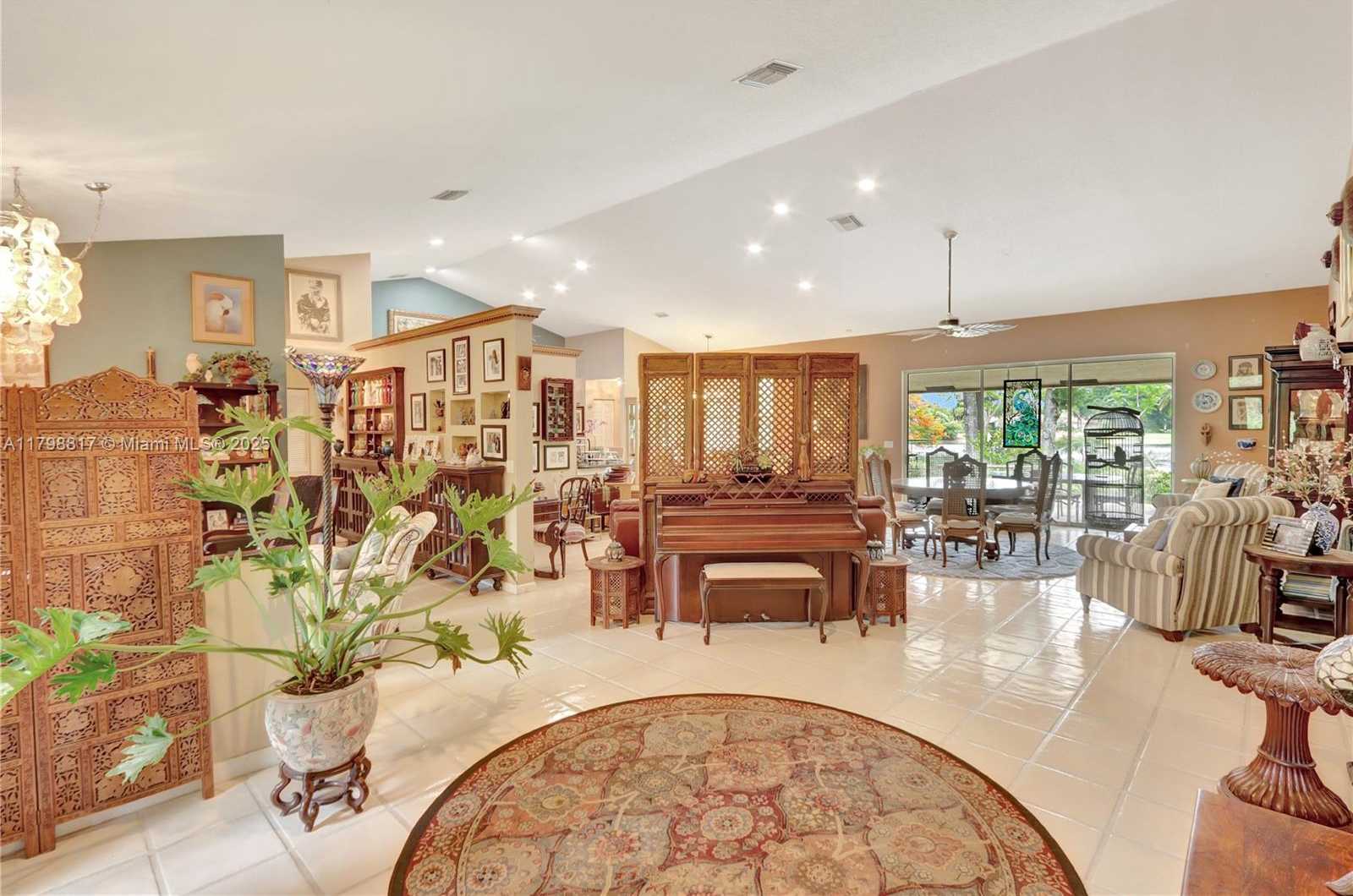 Small Image of 95 EAST WESTWOOD CIR E, West Palm Beach Number 4