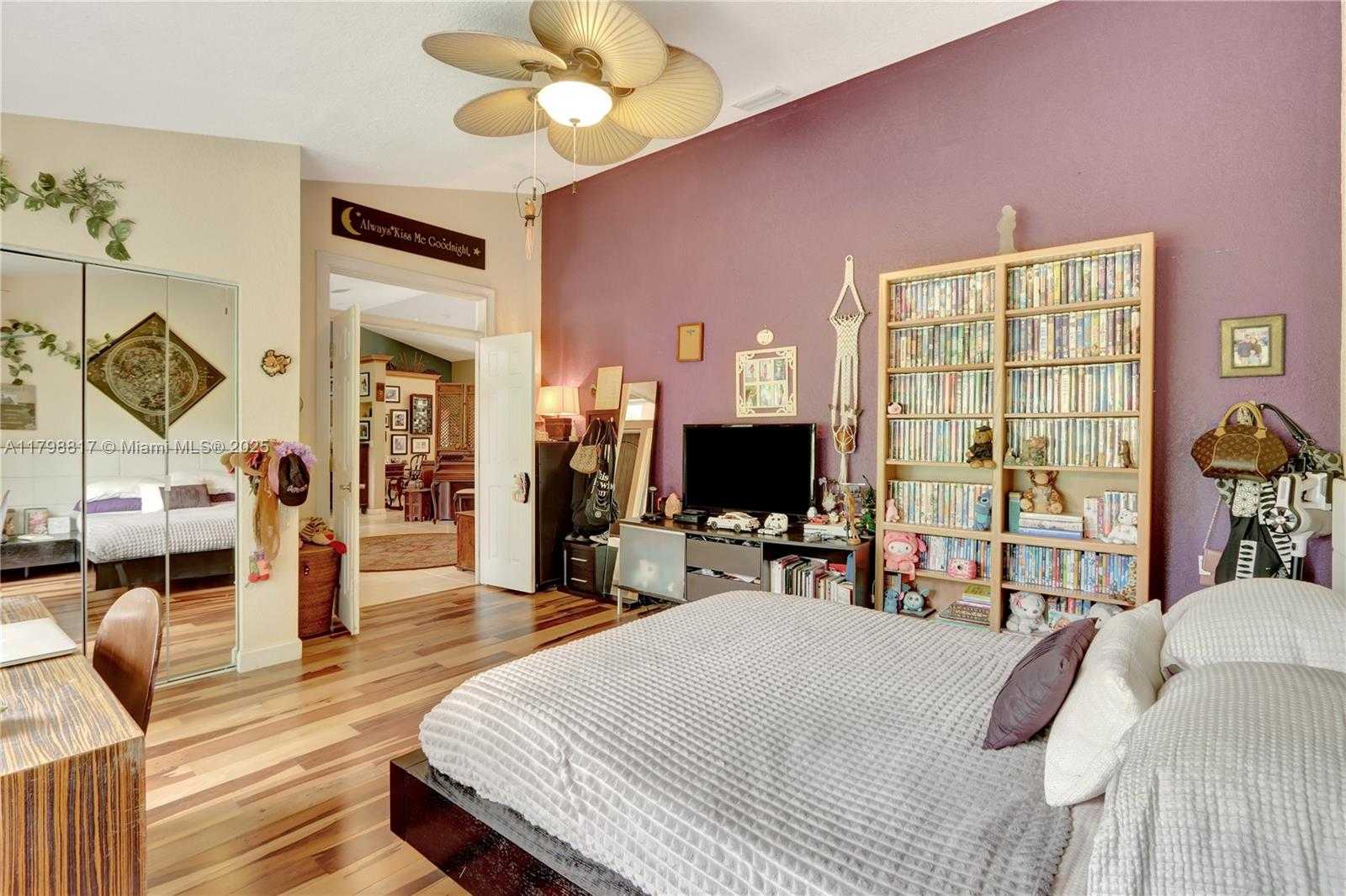 Small Image of 95 EAST WESTWOOD CIR E, West Palm Beach Number 5