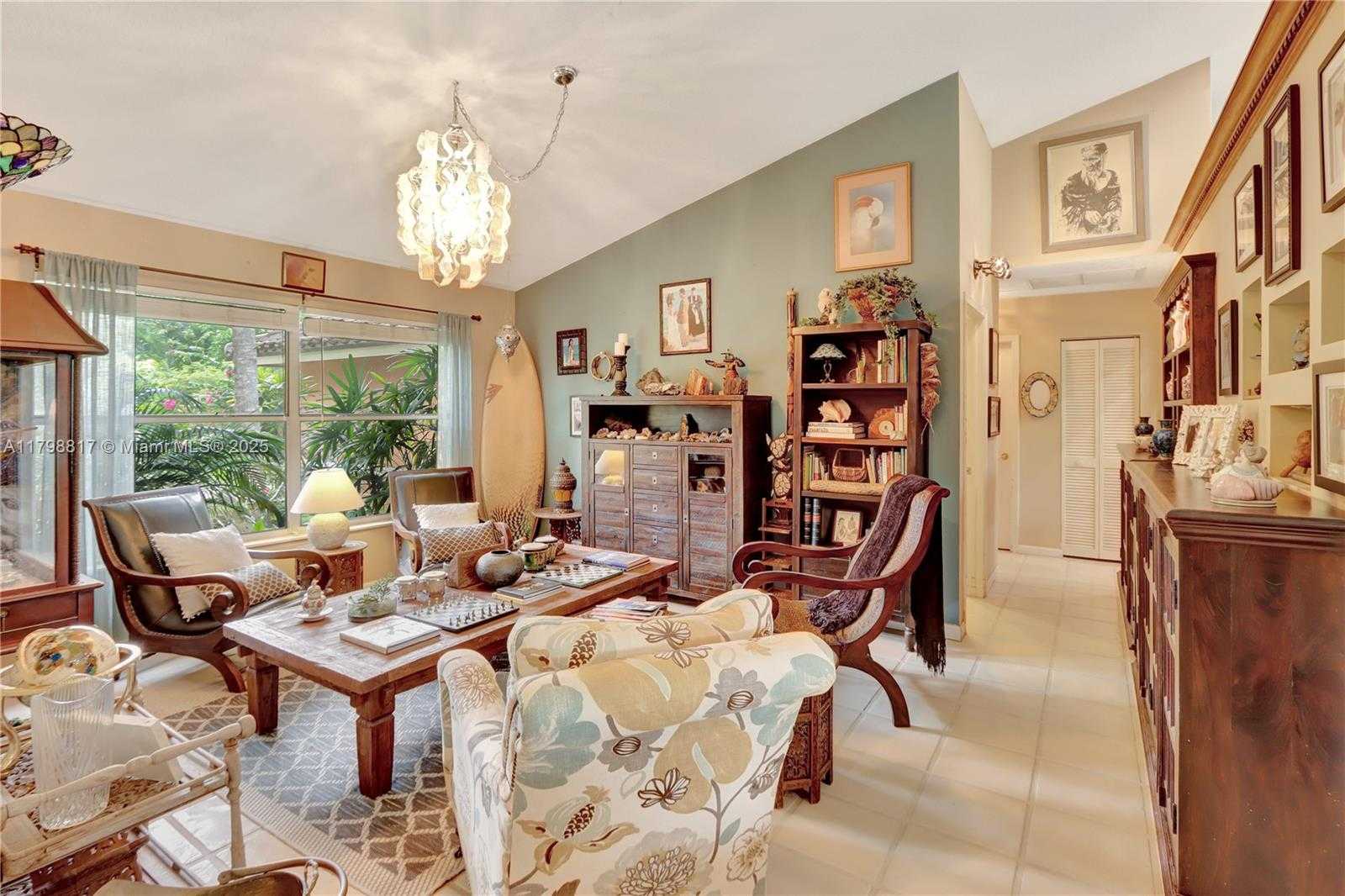 Small Image of 95 EAST WESTWOOD CIR E, West Palm Beach Number 7
