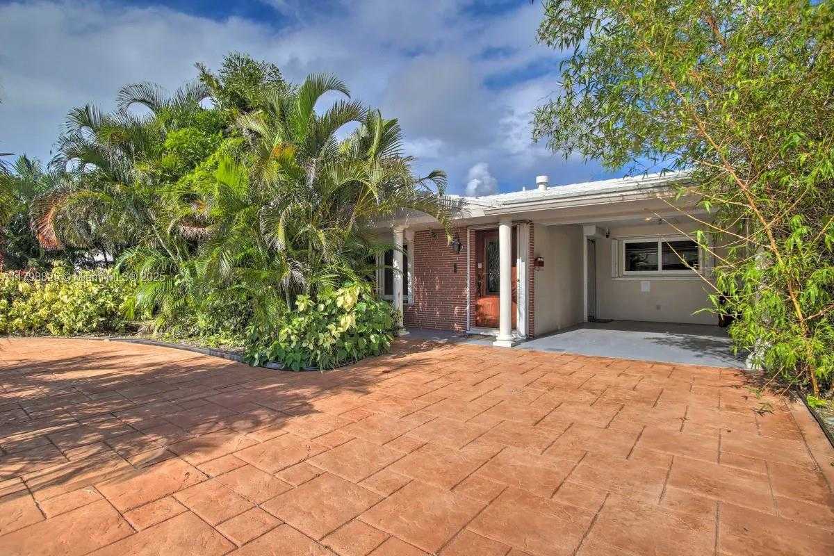 Small Image of 5111 NORTH EAST 15TH AVE, Fort Lauderdale Number 2