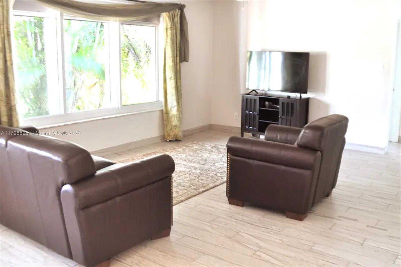 Small Image of 5111 NORTH EAST 15TH AVE, Fort Lauderdale Number 21