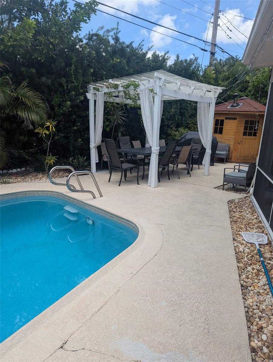 Small Image of 5111 NORTH EAST 15TH AVE, Fort Lauderdale Number 31