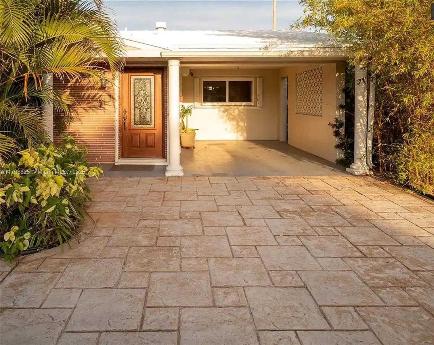 Small Image of 5111 NORTH EAST 15TH AVE, Fort Lauderdale Number 4